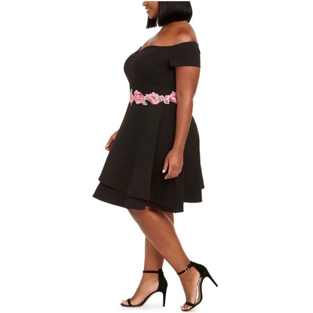 Lovely knee length cocktail dress